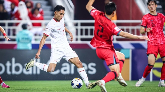 Marselino Ferdinan saat membela Timnas Indonesia U-23 di laga melawan Korea Selatan (sumber: suara.com)