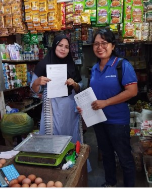 Bapenda Kabupaten Barito Timur terus melakukan sosialisasi Peraturan Daerah (Perda) Nomor 1 Tahun 2024 tentang Pajak Daerah dan Retribusi Daerah dan sekaligus pelaksanaan pemungutan Retribusi Pasar maupun sewa Toko melalui kanal pembayaran Non Tunai. Foto : 1tulah.com/zakirin