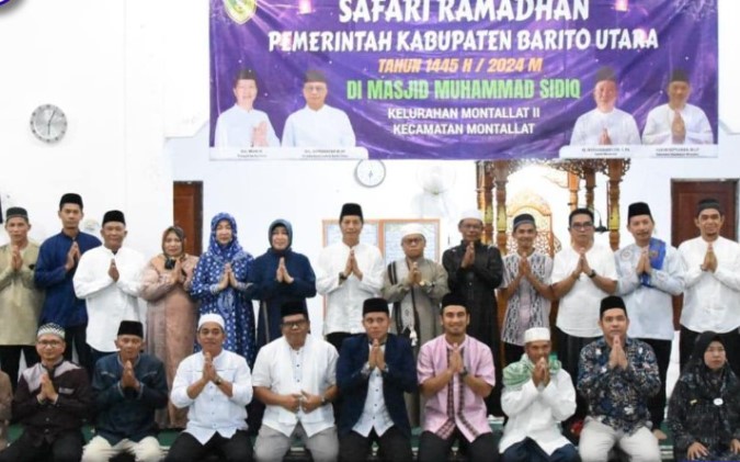 Pj. Bupati Barito Utara Drs. Muhlis saat Safari Ramadhan di masjid Muhammad Sidiq Kelurahan Montallat II  kecamatan Montallat, Senin (1/4/2024). Foto: Delia