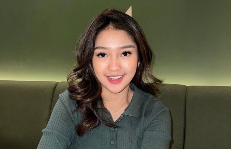 profil lengkap Chandrika Chika. (foto: instagram @chndrika_)