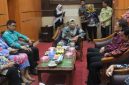 Delapan anggota DPRD Provinsi Kalimantan Tengah melakukan kunjungan Kerja (Kunker) ke DPRD Kabupaten Barito Utara, Kamis (18/4/2024). Foto:Delia/1tulah.com