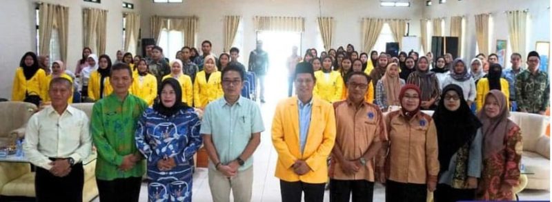 Asisten I Sekretariat Daerah Everiadynoor, SE mewakili pemerintah Kabupaten Barito Utara, meresmikan Sentra Layanan Universitas Terbuka (SALUT) “Iya Mulik Muara Teweh” di aula Bappedalitbang Muara Teweh, Sabtu (21/4/2024).