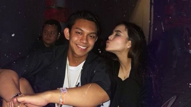 Edelenyi Laura Anna dan Gaga Muhammad (sumber: suara.com)