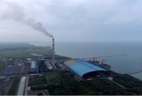 
Aktivitas PLTU Indramayu yang berada di Desa Mekarsari, Indramayu, Jawa Barat. (Dok. Trend Asia)