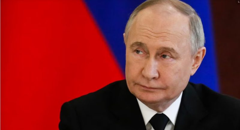 Presiden Rusia Vladimir Putin mengesahkan aturan yang mengizinkan penyitaan aset-aset AS di Rusia.
