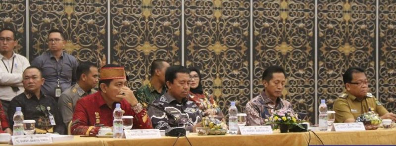 Pj. Bupati Barito Utara mengikuti Rapat Umum Pemegang Saham (RUPS) Tahunan Tahun Buku 2023 PT. Bank Kalteng di Hotel Bahalap Palangka Raya, Rabu (29/5/2024). Foto:Istimewa Pemkab Barut 