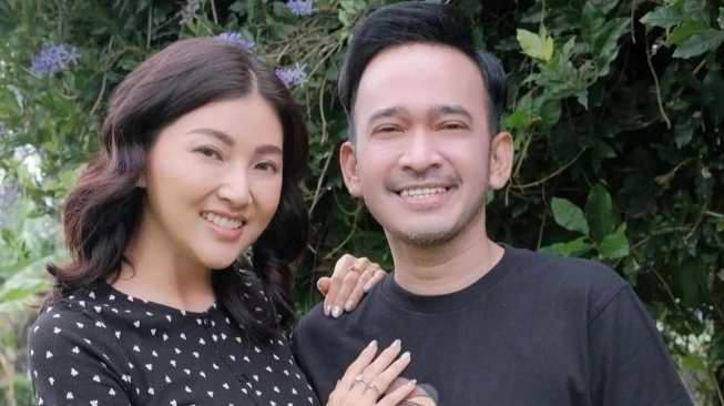 Sarwendah dan Ruben Onsu (sumber: suara.com)