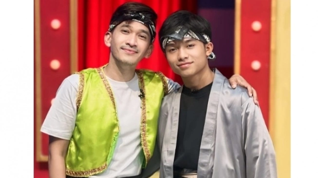Ruben Onsu dan Betrand Putra Onsu (sumber; suara.com)