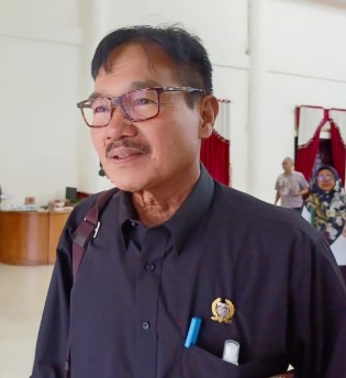 
Ir. H. M. Farid Yusran, Ketua DPRD Kabupaten Barsel. Foto. Alifansyah/1tulah.com

