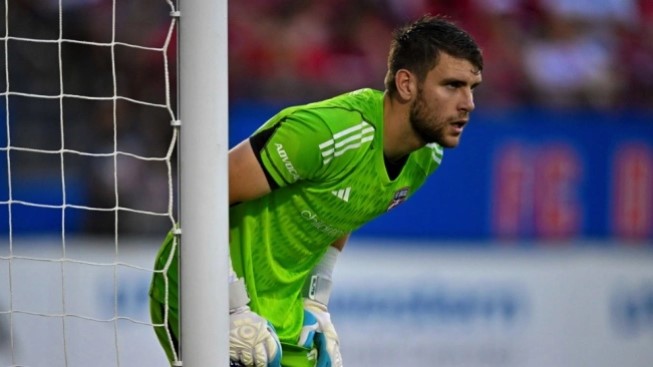 Kiper naturalisasi Indonesia, Maarten Paes saat memperkuat klubnya di Amerika Serikat, FC Dallas. [doc. FC
Dallas]