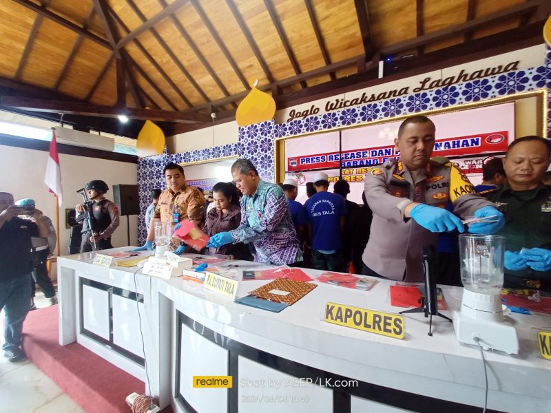 Pemusnahan barang bukti narkoba di Polres Tala. Foto: Farida Alriani/1tulah.com