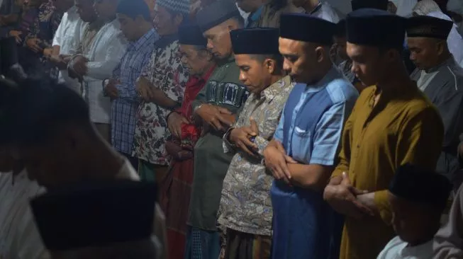 Jamaah Tarekat Naqsabandiyah. (sumber: suara.com)