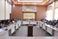 Sekda Kapuas Septedy Pimpin Rapat Tata Cara Memungut Retribusi Sampah