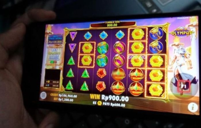 Ilustrasi - Menteri Koordinator Politik Hukum dan Keamanan (Menko Polhukam) Hadi Tjahjanto menyebut ada sebanyak 164 wartawan terlibat judi online.
Foto: Net