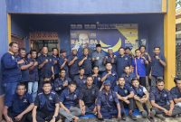 Foto bersama bakal calon bupati Tala Rahmat Trianto dan pengurus partai NasDem Tala. Foto: NasDem Tala