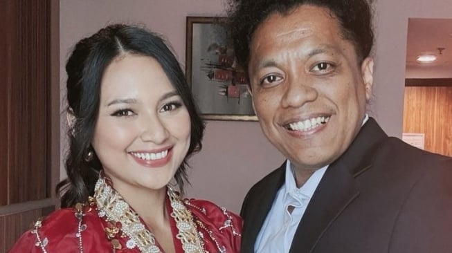 Arie Kriting dan Indah Permatasari  (sumber: suara.com)