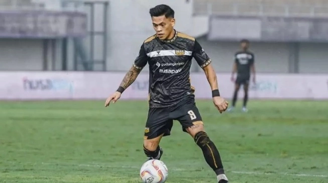 Jose Elmer Porteria optimistis adaptasinya lancar di Dewa United (sumber: suara.com)