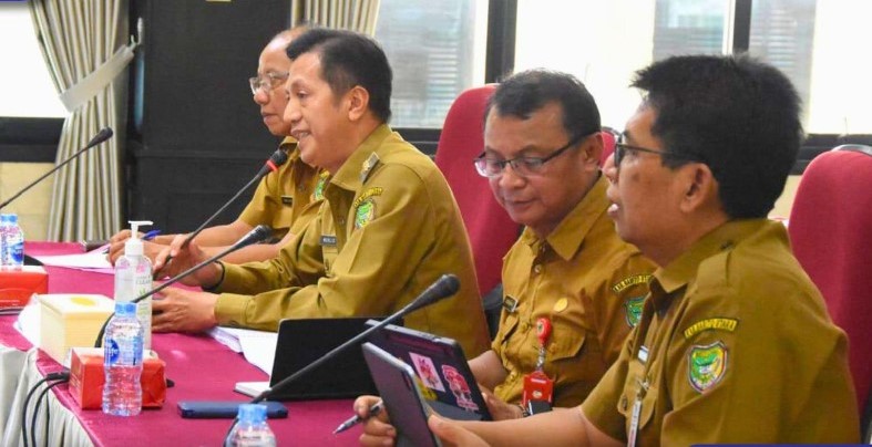 Penjabat (Pj) Bupati Barito Utara, Drs. Muhlis, menjalani Evaluasi Capaian Kinerja Triwulan III Tahun 2024 di Inspektorat Jenderal Kementerian Dalam Negeri (Itjen Kemendagri), Selasa (9/7/2024).Foto:Istimewa Pemkab Barut