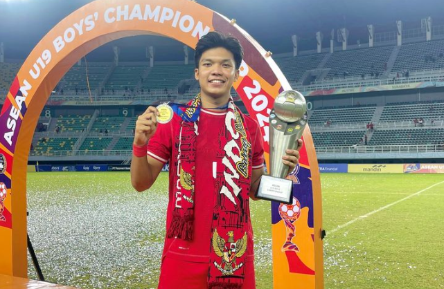 Berapa gaji Kadek Arel? (foto; instagram @arelpriyatnaa_)