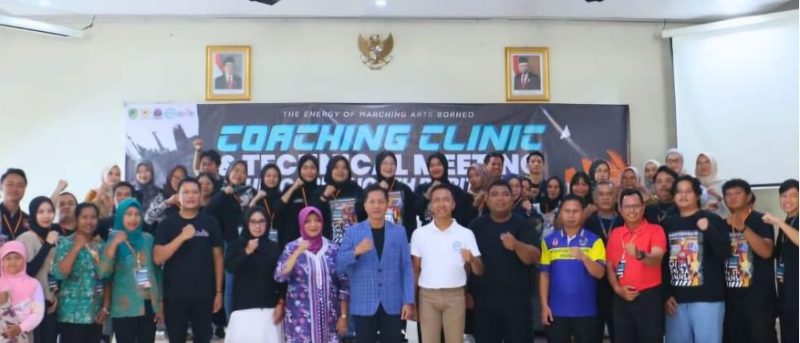Acara Coaching Clinic dan Technical Meeting I Drum Corps North Barito tahun 2024 yang diselenggarakan di Aula Bapeddalitbang, Muara Teweh.Foto:Delia/1tulah.com
