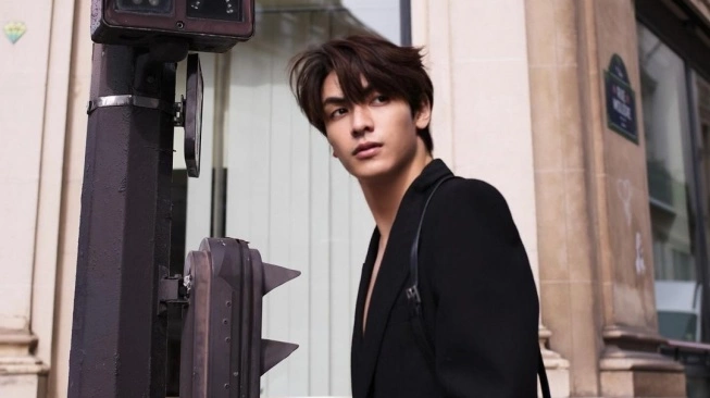Potret Joong Archen Aydin [Instagram : @chen_rcj]