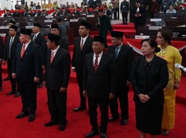 Anggota DPRD Mura terpilih periode 2024-2029 saat acara pelantikan dan pengambilan sumpah dan janji