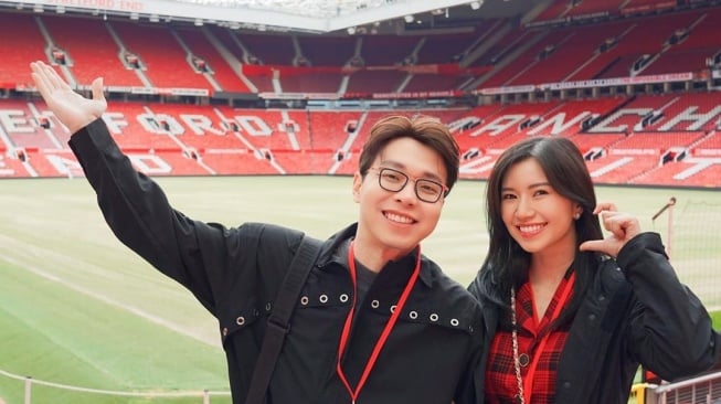 Dokter Richard Lee bersama sang istri, dr Reni Effendi.  (sumber; suara.com)