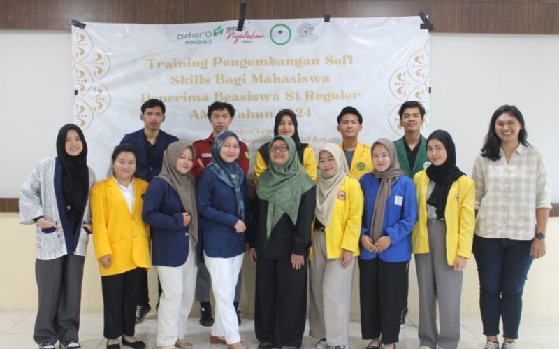 PT Adaro Minerals Indonesia Gelar 2 Batch Training Pengembangan Soft Skills Penerima Beasiswa S1 Reguler 