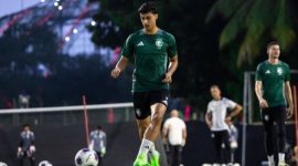 Para pemain Timnas Arab Saudi berlatih di Jakarta jelang menghadapi Timnas Indonesia dalam laga keenam Grup C putaran ketiga Kualifikasi Piala Dunia 2026 zona Asia, Selasa (19/11/2024). [Dok. Instagram/@saudint]