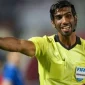 Khamis Al Marri, wasit Qatar yang pimpin duel Timnas Indonesia vs Jepang. (sumber: suara.com)