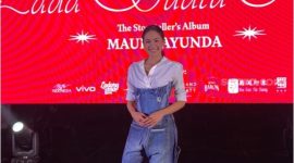 Maudy Ayunda dalam konferensi pers rilis album Pada Suatu Hari di kawasan MH. Thamrin, Jakarta Pusat, Selasa (3/12/2024) [Suara.com/Tiara Rosana]