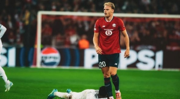 Pemain keturunan, Mitchel Bakker digoda PSSI untuk bela timnas Indonesia. (Instagram/@mittchelb)