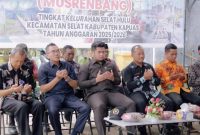 Anggota DPRD Kapuas, Arhensa, dalam kegiatan Musrenbang Selat Hulu (sumber: dok. Istimewa)