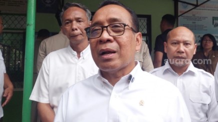 Menteri Koordinator Pembangunan Manusia dan kebudayaan (PMK) Pratikno. (Suara.com/Lilis)