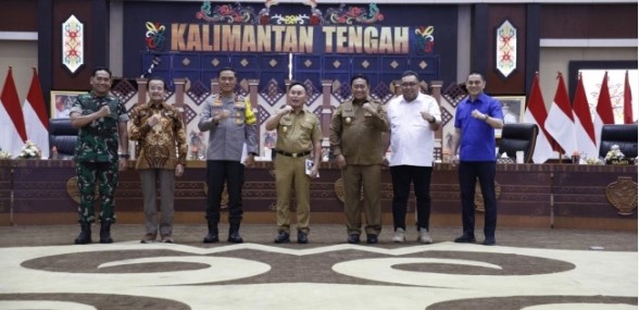 Kementerian Pertanian (Kementan) menggelar rapat koordinasi (rakor) percepatan program cetak sawah di Kalimantan Tengah (Kalteng) di Kantor Gubernur, Palangka Raya (Dok. Kementan)