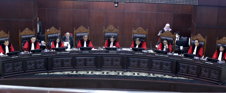 9 Hakim Mahkamah Konstitusi saat sidang putusan di Ruang Sidang Pleno, Senin, 24 Februari 2025. Foto: Humas MK/Teguh
