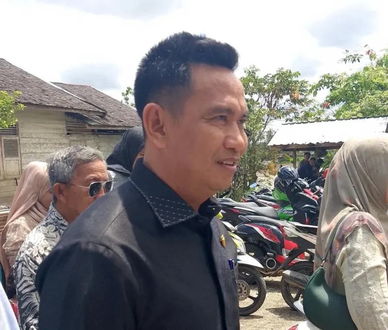 Legislator DPRD Barito Utara (Barut), Kalteng, Hasrat, berharap pemerintah setempat mendorong memberikan pendidikan bijak kepada masyarakat terkait waspada penyebaran berita hoaks di media sosial. Foto: Istimewa
