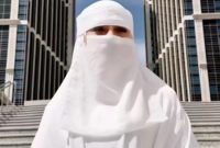 Potret Celine Evangelista Umrah (Instagram)