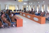 Pj Bupati Barito Utara (Barut), Kalteng, Muhlis, yang diwakili Asisten Setda Bidang Administrasi Umum, Yaser Arafat secara resmi membuka Konsultasi Publik Rancangan Awal Rencana Kerja Pemerintah Daerah (RKPD) Barut 2026, Senin, 10 Maret 2025. Foto: Diskominfosandi Barut