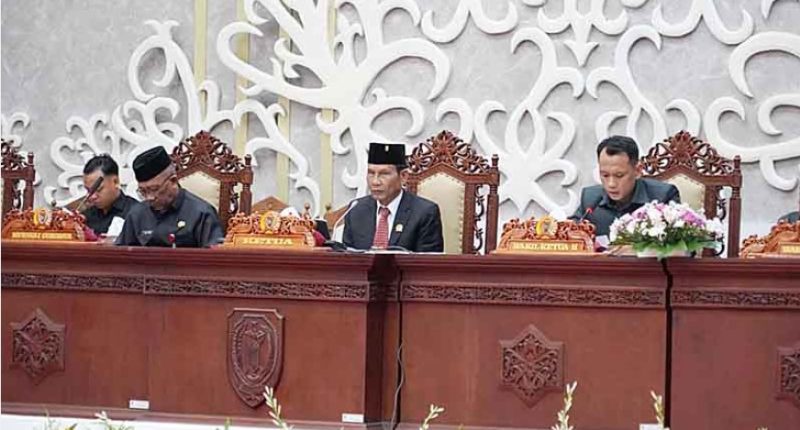 Suasana rapat paripurna ke-8 masa persidangan II tahun sidang 2025 di kantor DPRD Provinsi Kalteng, Senin (24/03/2025). Foto:Istimewa