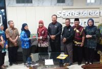 Anggota DPRD Tabalong saat kunjungan kerja ke DPRD Barut, Kamis (6/3/2025).Foto. Sandi