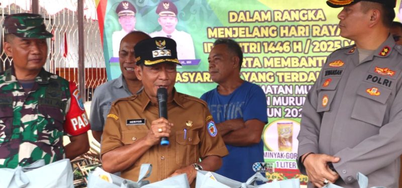 menggelar operasi pasar murah di Desa Danau Usung, Kamis (25/03/2025)