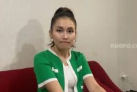 Ayu Ting Ting saat ditemui di kawasan Kapten P Tendean, Jakarta Selatan, Selasa (18/3/2025). [Suara.com/Tiara Rosana]
