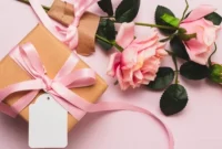 Ilustrasi hampers (sumber: Freepik)