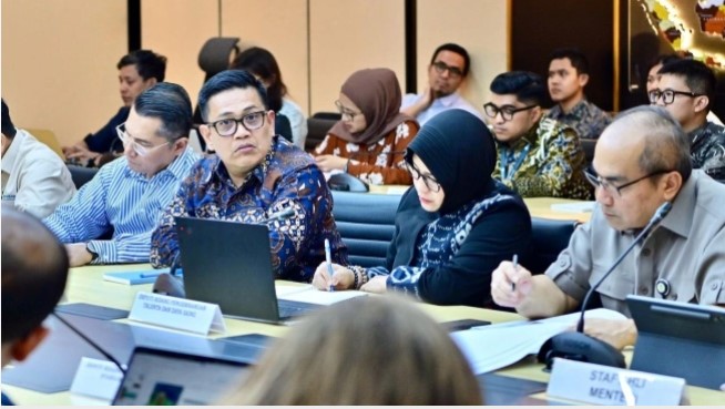 Deputi Pengembangan Usaha Koperasi Kementerian Koperasi Panel Barus (Dok. Tim Media Kementerian Koperasi)