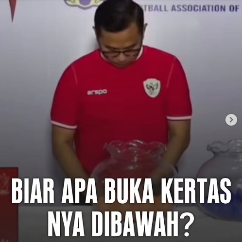 Sebuah video viral memperlihatkan indikasi kuat adanya kecurangan dalam proses drawing (undian) Liga 4 Indonesia. Foto:Tangkapan Layar