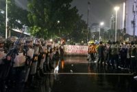 Ilustrasi aksi demo mahasiswa. (Suara.com/Faqih)