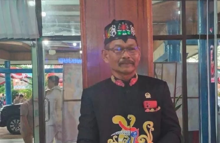 Legislator Kabupaten Kapuas, Thosibae Limin