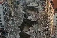 Bangunan runtuh usai gempa di Myanmar (x.com)