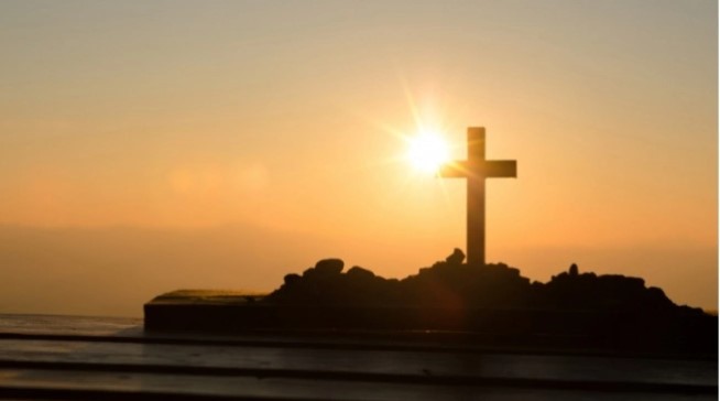 Beda jumat agung dan paskah (Freepik)